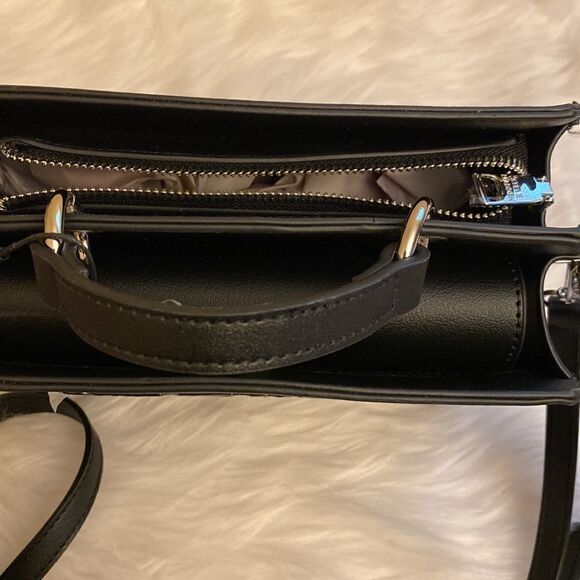 NWT Steve Madden (Bevelyn) Crossbody Bag w/ Airpod Pouch - Black - Viral TikTok - Picture 10 of 14